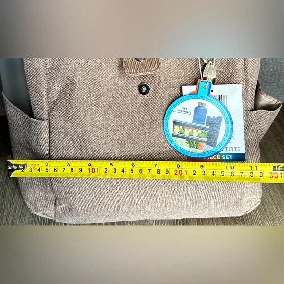 Insulated Tote 7 pc Set - NEW - Picture 3 of 6